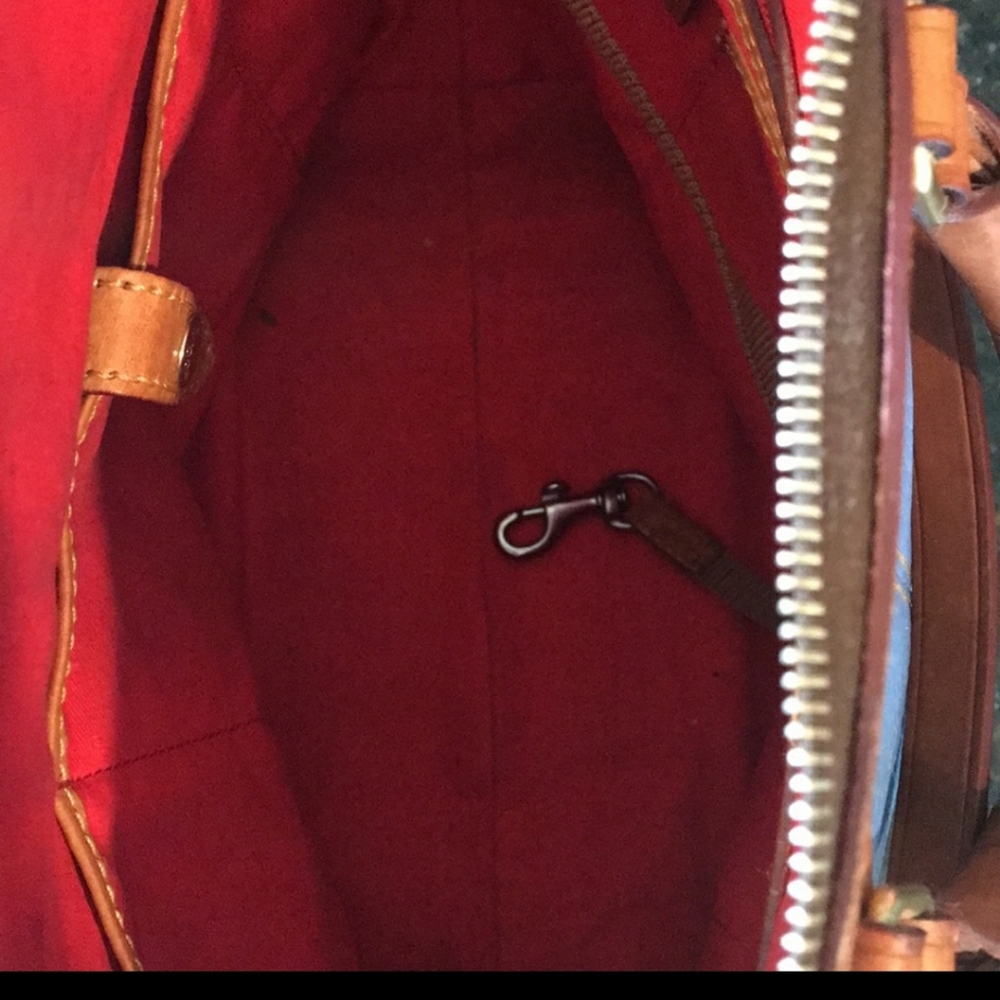 Dooney n Bourke Purse - Picture 12 of 14